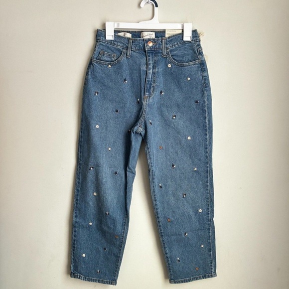 Universal Thread Floral Embroidered High Rise  Straight Jeans Blue 25” shorts - Picture 3 of 8